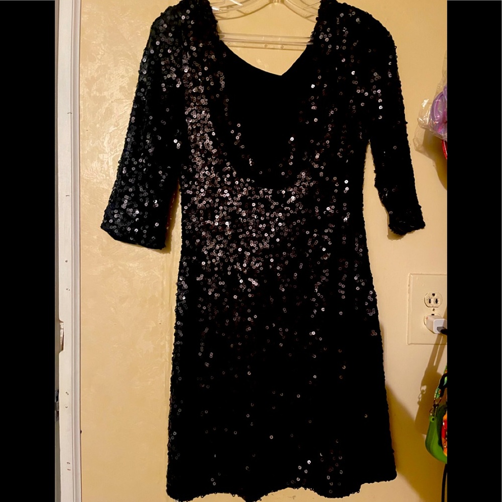 Black sequins Jessica Simpson dress